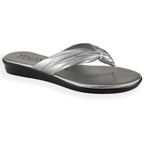 Italian Shoemakers Aleena Flat Sandal in Steel Women’s Size 5